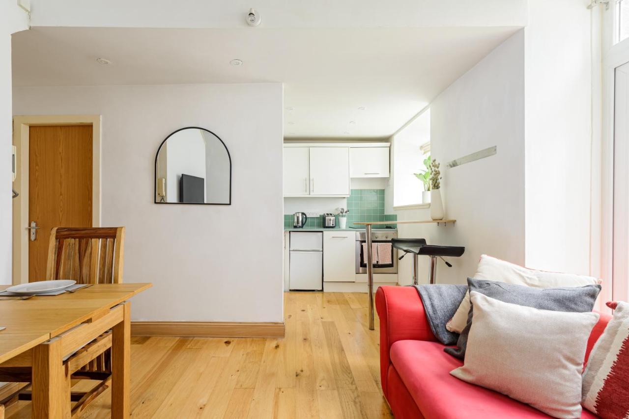 The Old Town Cockburn Apartment Edinburgh Bagian luar foto